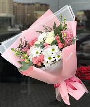 Букет цветов из:  Розы, Лизиантусы и Хризантемы в Курске
